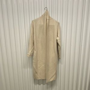 Long cardigan with collar